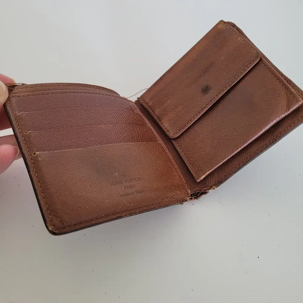 Vintage Louis Vuitton Men's LV‎ Brown Bi-Fold Leather Wallet Monogram Classic